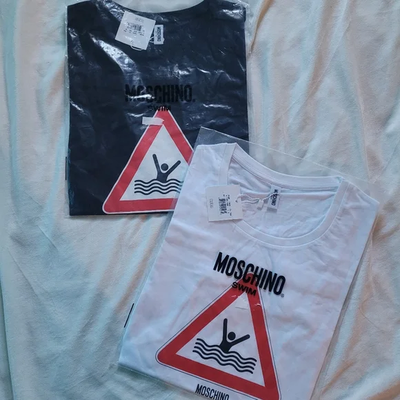 Moschino Swim Graphic T-shirt - Picture 10 of 10